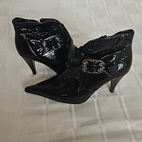 Vangelo Women's Pointy Toe Zip-Up Ankle Boots Black 7 - Picture 1 of 16